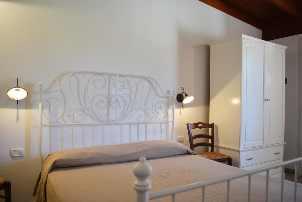 Agriturismo "Terra D'Ulivi" Porto Cesareo Eksteriør bilde