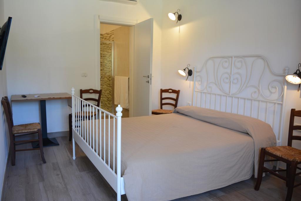 Agriturismo "Terra D'Ulivi" Porto Cesareo Eksteriør bilde
